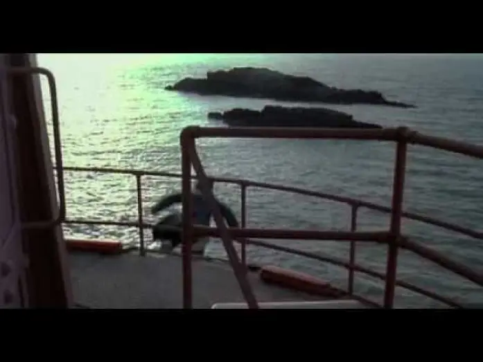Video for the film Half Light — Half Light - Trailer Italiano (2006)