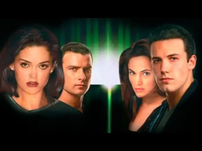 Video for the film Phantoms — Phantoms (Trailer español)