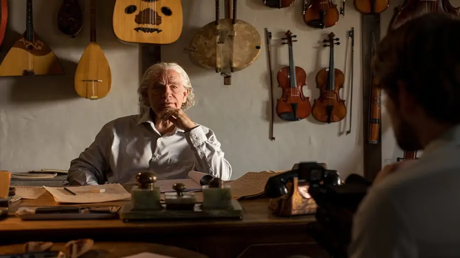 Video for the film The Yellow Tie — Trailer