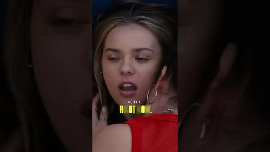 Video for the film My Old Ass — Meet Elliott (Maisy Stella), the teenager who meets her older self in MY OLD ASS