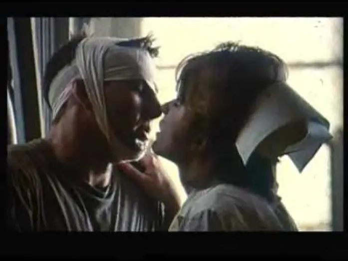 Video for the film Birdy — birdy bande annonce