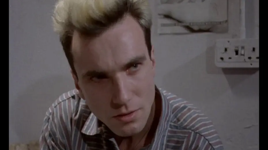 Video for the film My Beautiful Laundrette — Clip