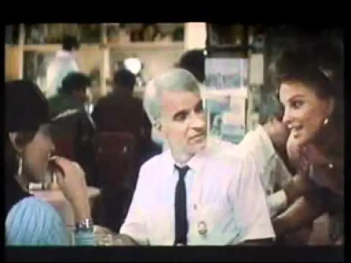 Video for the film Roxanne — ROXANE (1987) Con Steve Martin e Daryl Hannah -  Trailer Cinematografico
