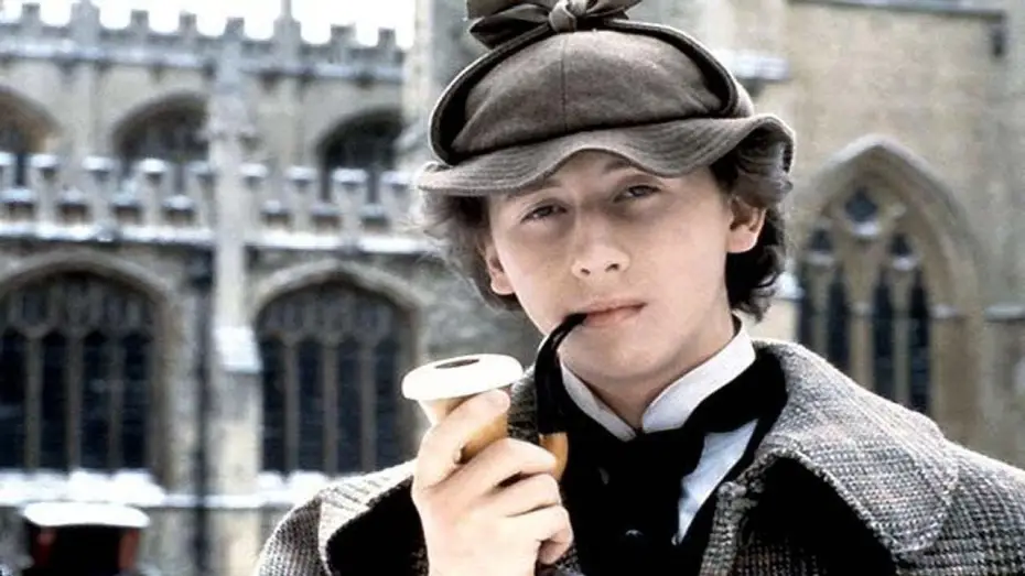 Video for the film Young Sherlock Holmes — LA BANDE ANNONCE VF