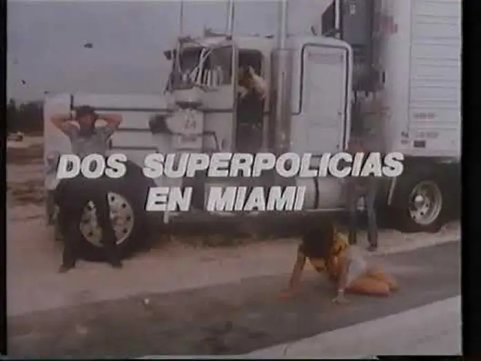 Video for the film Miami Supercops — Trailer Dos superpolicías en Miami