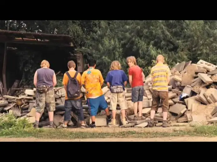 Video for the film The Crocodiles — Die Vorstadtkrokodile 1 - Offizieller Trailer deutsch