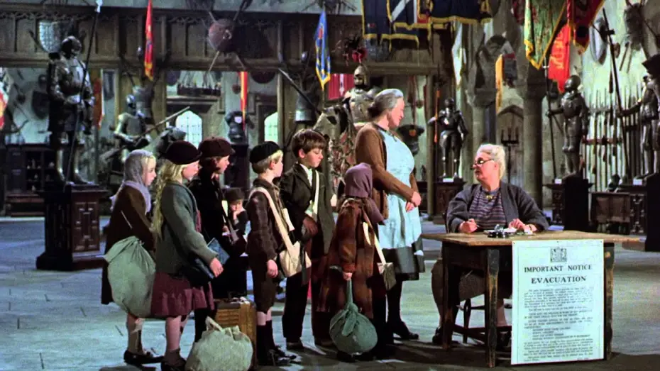 Video for the film Bedknobs and Broomsticks — Die tollkuhne Hexe in ihrem fliegenden Bett - Trailer