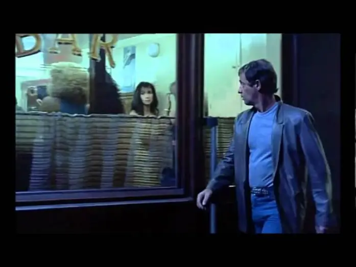 Video for the film The Outsider — Le Marginal - Bande Annonce [VF]