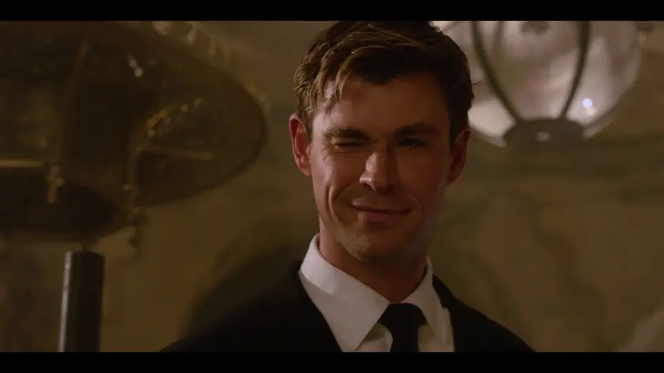 Video for the film Men in Black: International — “Hand M Meet Pawny” VOST