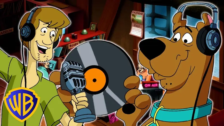 Video for the film Chill Out, Scooby-Doo! — Chill Out, Scooby-Doo! en Français 🇫🇷 | Scooby et Sammy en DJ guest | WB Kids Français​