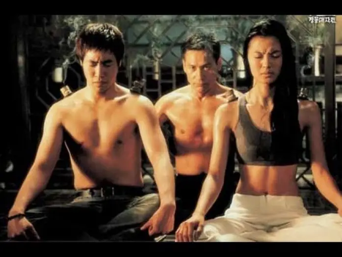 Video for the film Arahan — Arahan (Urban Martial Arts Action) - Trailer español