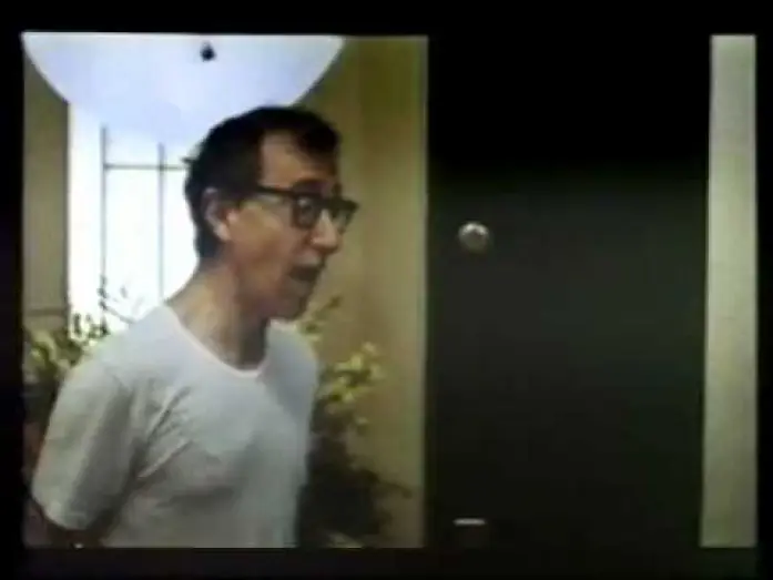 Video for the film Manhattan Murder Mystery — MISTERIOSO OMICIDIO A MANHATTAN (1994) Woody Allen - Trailer Cinematografico