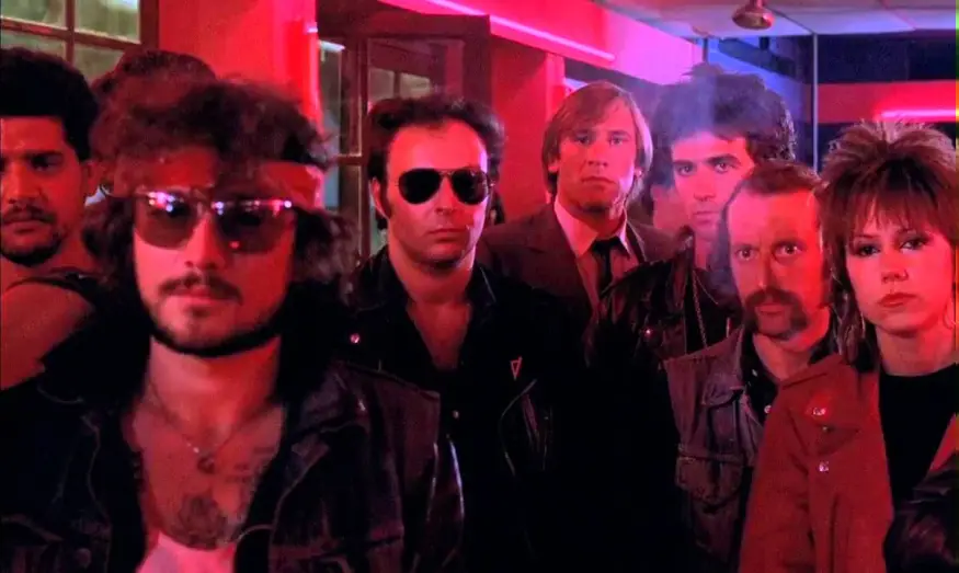 Video for the film The ComDads — Les Compères (1983) -  Extrait "Salut les jeunes"
