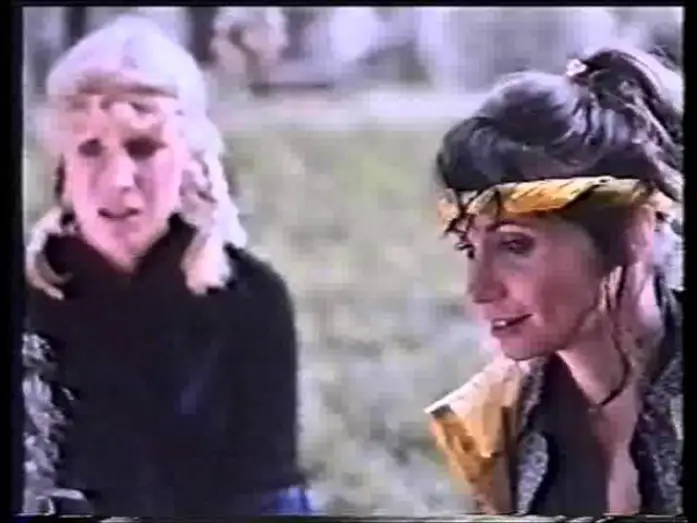 Video for the film Mother's Day — Muttertag - Trailer, deutsch