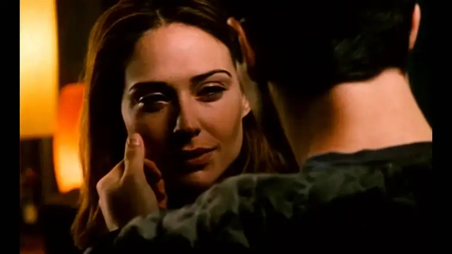 Video for the film Boys and Girls — BOYS GIRLS & A KISS Trailer - Deutsch (2000)