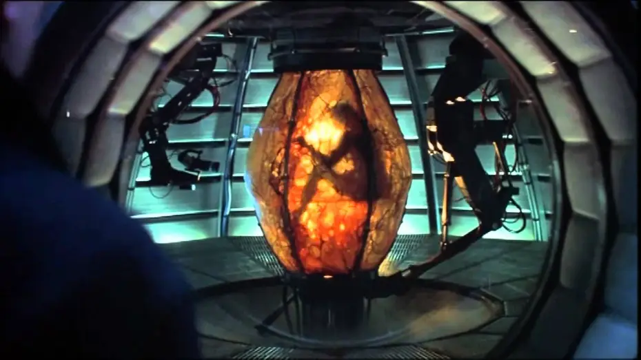 Video for the film Replicant — Replicant - Trailer Deutsch