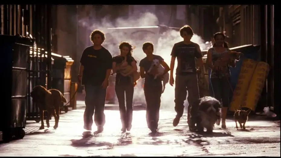Video for the film Hotel for Dogs — Hotel Para Perros: Tráiler En Español HD 1080P