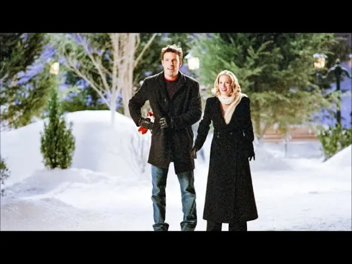 Video for the film Surviving Christmas — Пережить Рождество (2004) Surviving Christmas. Русский трейлер.