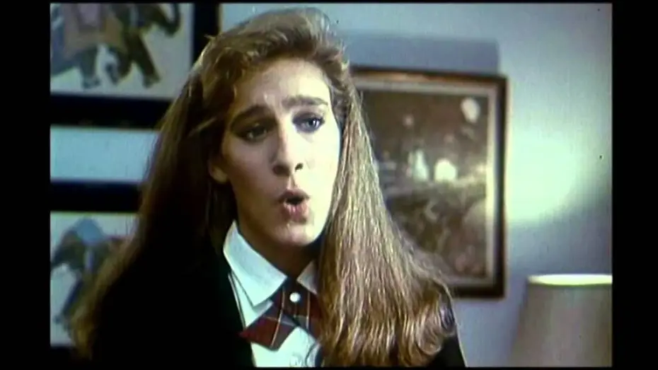 Video for the film Girls Just Want to Have Fun — School Girls (1985) Bande-annonce ciné française