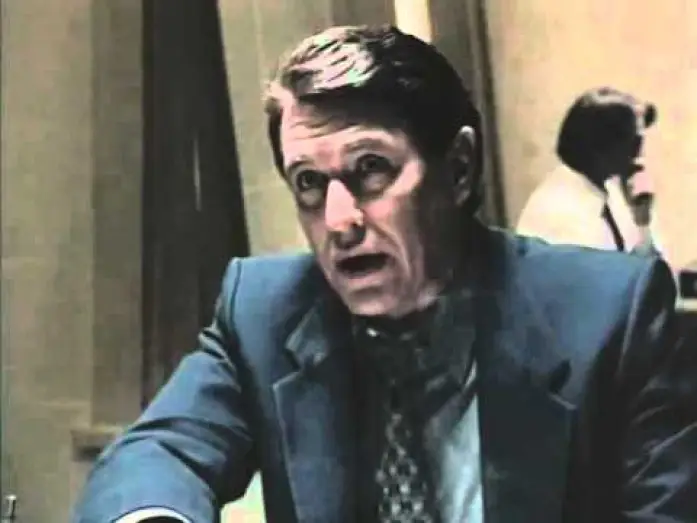 Video for the film A Murder of Crows — A Murder of Crows (1998) trailer