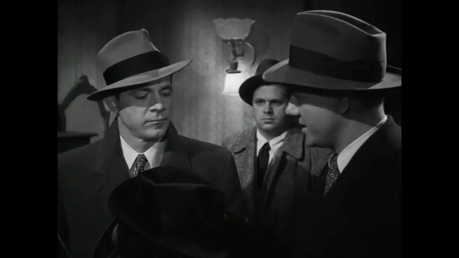 Video for the film Where the Sidewalk Ends — MARK DIXON DETECTIVE - Une question très importante... VOST
