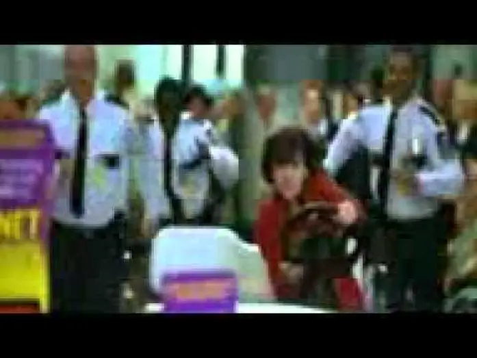 Video for the film Unaccompanied Minors — Mi sono perso il natale original trailer