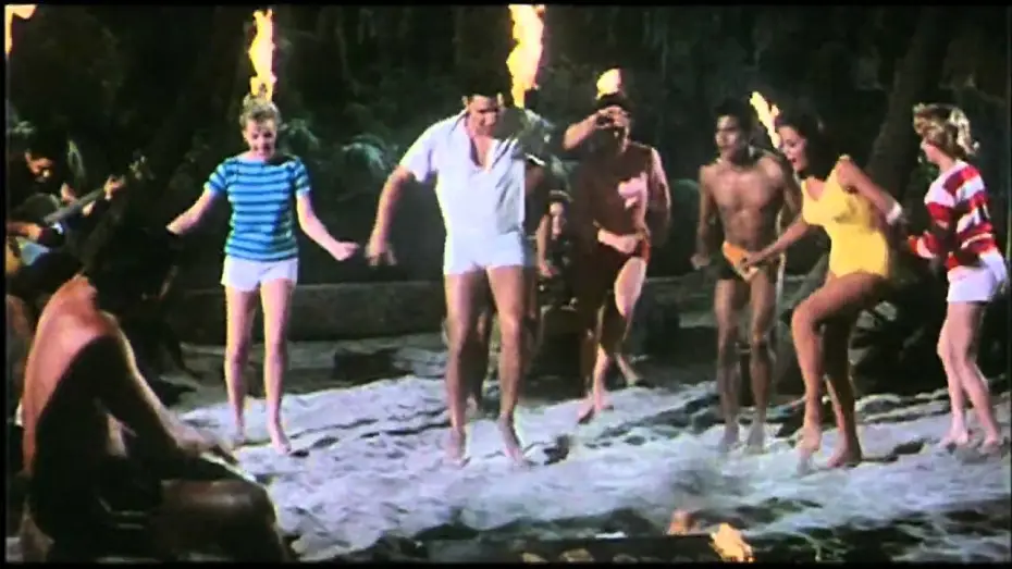Video for the film Blue Hawaii — Blaues Hawaii