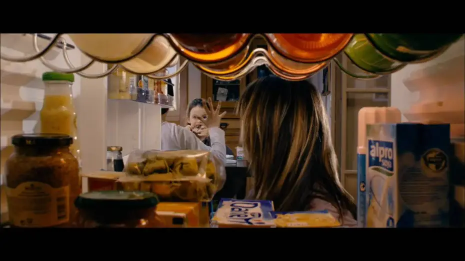 Video for the film Don't Look Back — Teaser 1