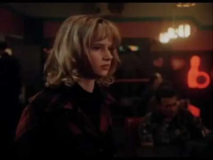 Video for the film Too Young to Die — Too young to die? / Juliette Lewis Bratt Pitt