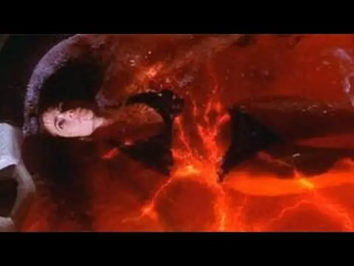 Video for the film Valentine — Un San Valentín de muerte (Trailer español)