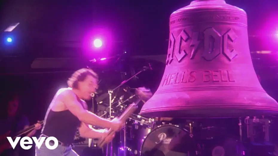 Video for the film AC/DC: Live At Donington — AC/DC - Hells Bells (Live at Donington, 8/17/91)