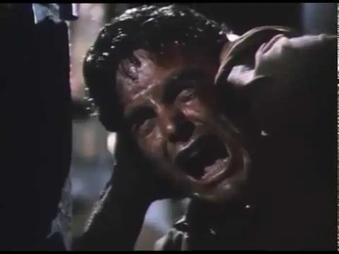 Video for the film Graveyard Shift — La Créature du Cimetière (1990) - Trailer