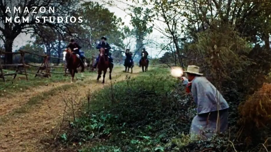 Video for the film The Horse Soldiers — The Soldiers Run Into an Ambush