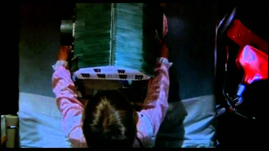 Video for the film A Nightmare on Elm Street 3: Dream Warriors — Nightmare III: I guerrieri del sogno - TRAILER - Chuck Russell