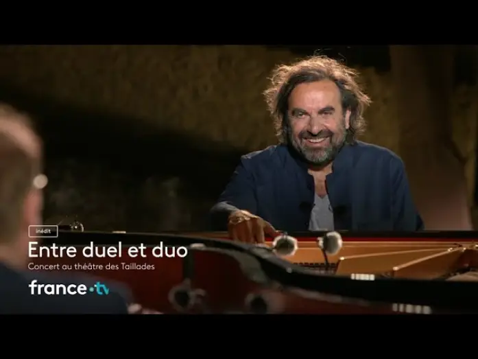 Video for the film Entre Duel et Duo, Jean-François Zygel & André Manoukian / Concert au Théâtre des Taillades — [Bande-annonce] Entre duel et duo : Jean-François Zygel et André Manoukian en concert aux Taillades