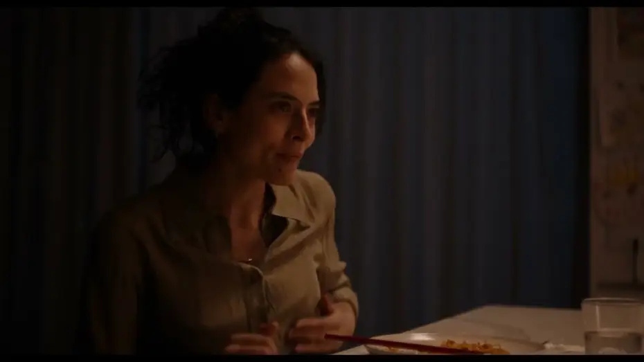 Video for the film La Femme cachée — LA FEMME CACHÉE avec Antoine Bertrand et Naïlia Harzoune