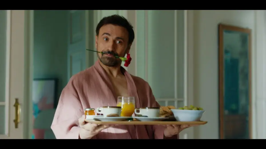 Video for the film Little Red Riding Wolf — De Caperucita a loba - Tráiler
