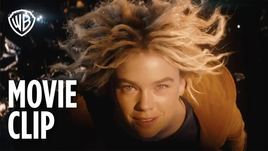 Video for the film Supergirl — Yellow Sun Recharge - Movie Clip