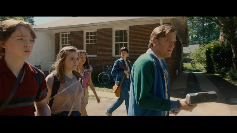 Video for the film The End of Oak Street — "Questions"