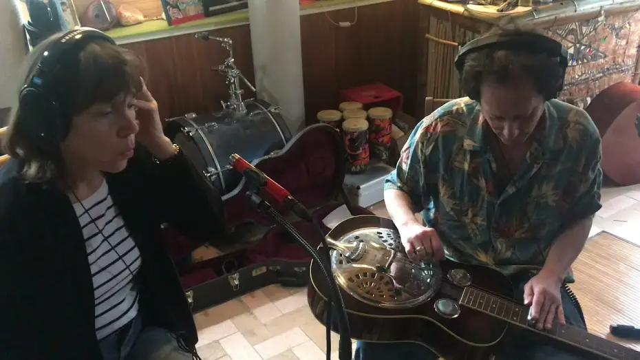 Video for the film Slide — Making of "Slide", Part 5 - Jam Session with Maureen McElheron and Hank Bones