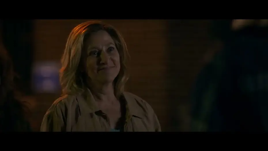 Video for the film I'll Be Right There — "Bail Out"