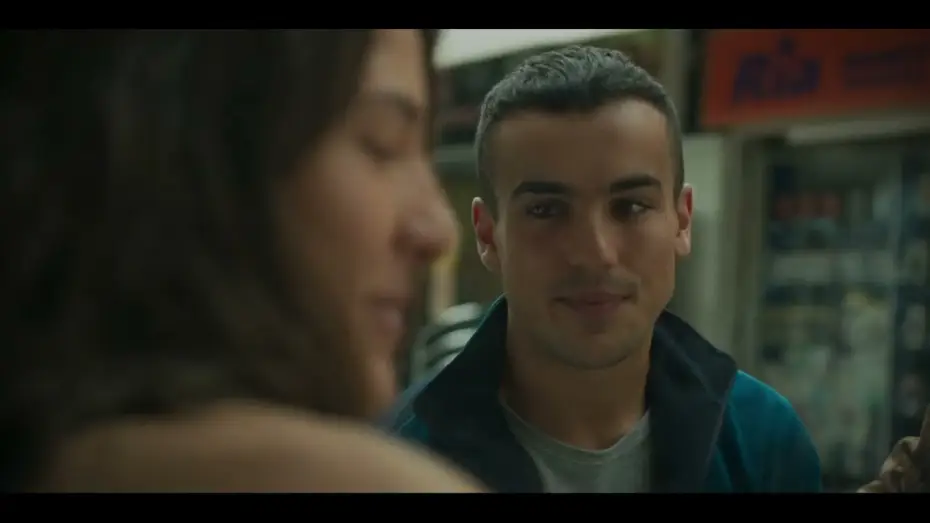 Video for the film Caged Wings — Spot Óscar y Candela