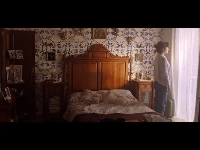 Video for the film Alone — Sola - Trailer