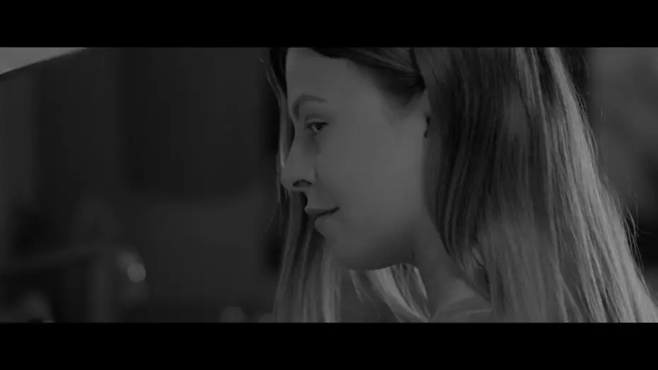 Video for the film The Apartment — El Apartamento | Teaser Oficial