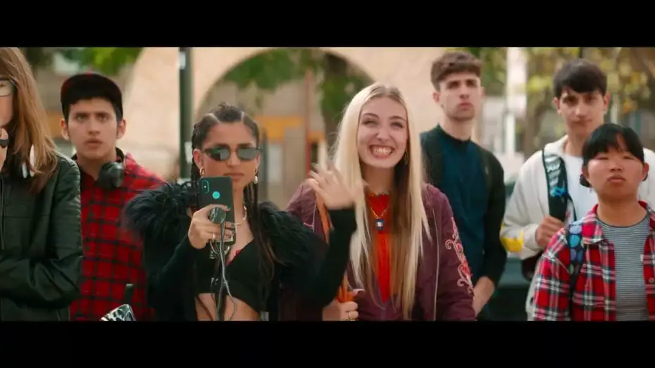 Video for the film Checkmates — Teaser Tráiler Oficial