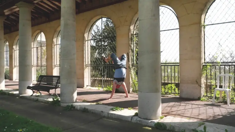 Video for the film At Averroes & Rosa Parks — Trailer [Subtitled]