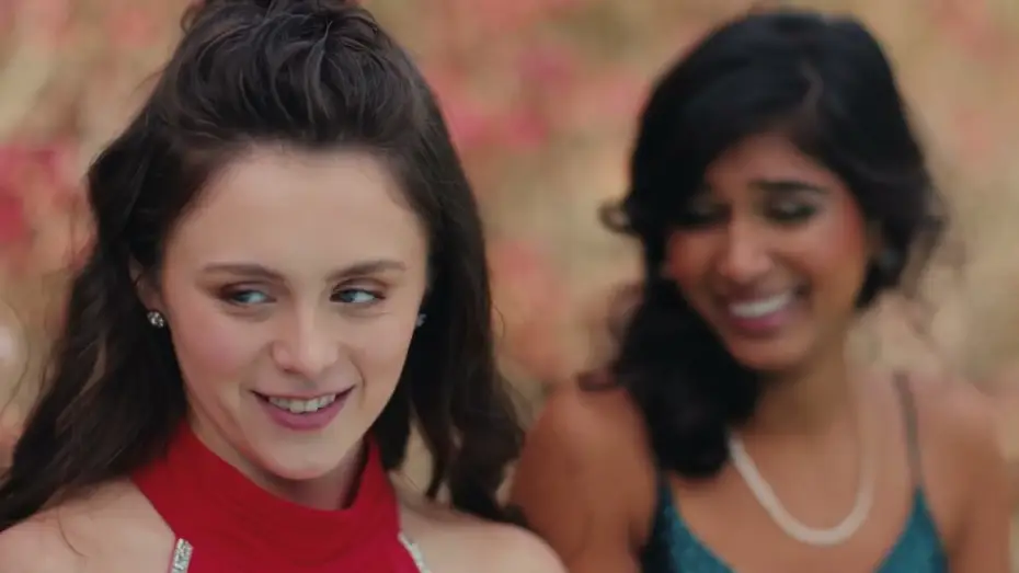 Video for the film Everything to Me — 30 Seconds Trailer