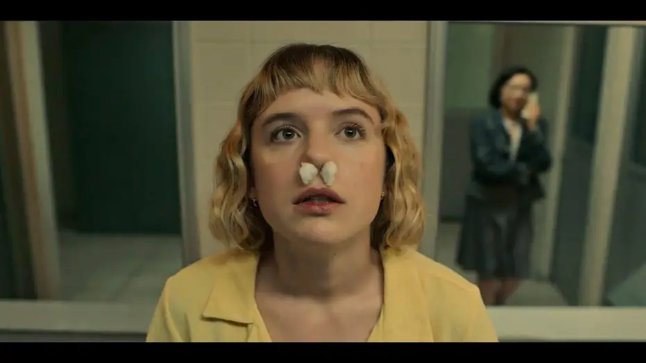 Video for the film Corina — Trailer [Subtitled]