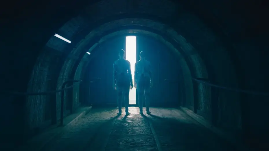 Video for the film Sin piel — SIN PIEL (cortometraje) |  Trailer #2