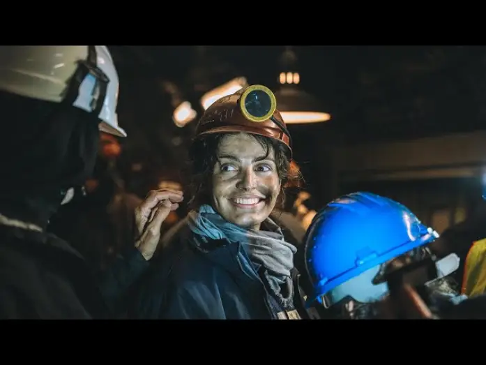 Video for the film Queen of Coal — Tráiler oficial